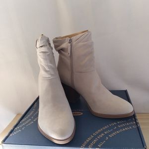 Dr Scholls Booties Womens Size 10 Kall Me Oyster Antimicrobial Odor Control Nwt